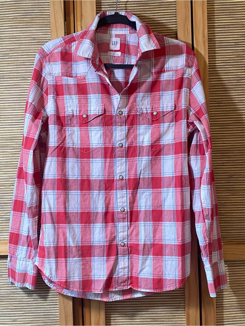 Classic Gap button-up shirt